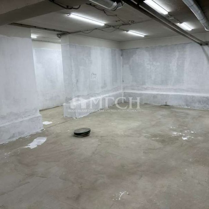 Сдаётся помещение свободного назначения у м.Братиславская. Москва, 1-й микрорайон, Люблинская улица, 157