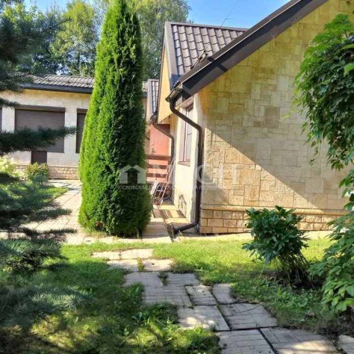 Продаётся дом 368 м² на 17,64 сот. Деревня Долгиниха, городской округ Мытищи, Рассветная улица, 17