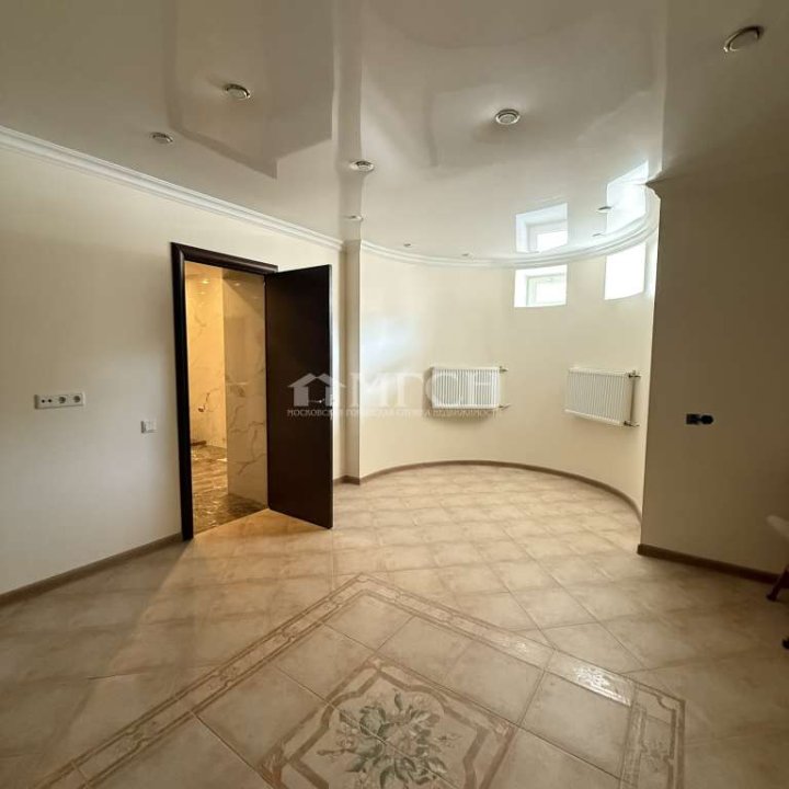 Продаётся дом 274 м² на 3,9 сот. Деревня Юрлово, городской округ Химки, территория Новое Аристово, Триумфальная улица, 1