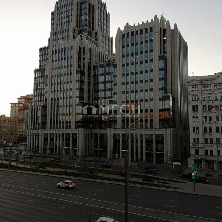 Сдаётся двухкомнатная квартира у м.Чеховская. Москва, ЦАО, Тверской район, улица Каретный Ряд, 5/10с2