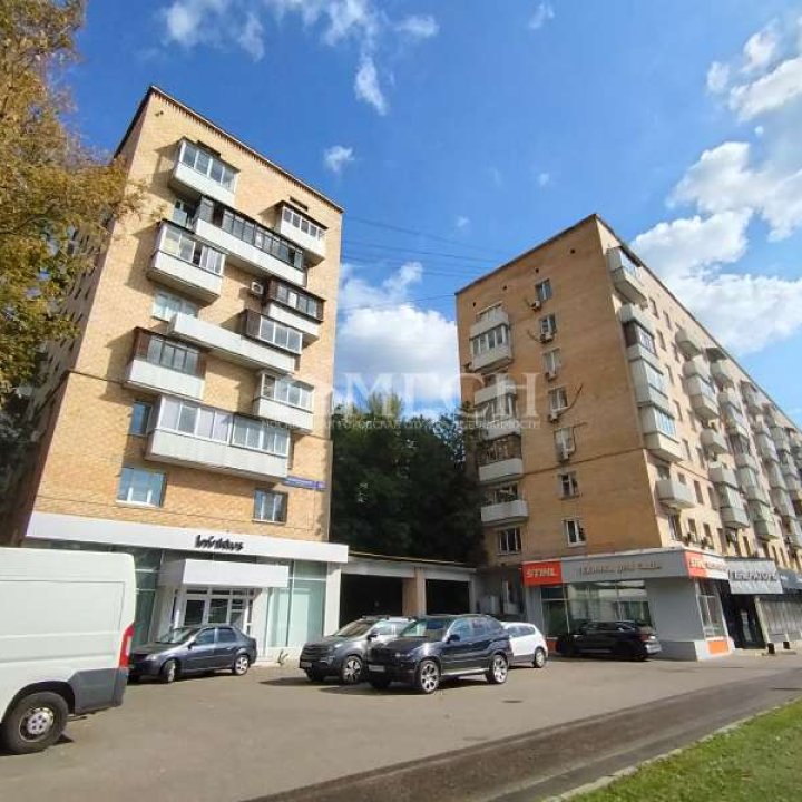 Сдаётся трёхкомнатная квартира у м.Речной вокзал. Москва, САО, район Левобережный, Ленинградское шоссе, 102