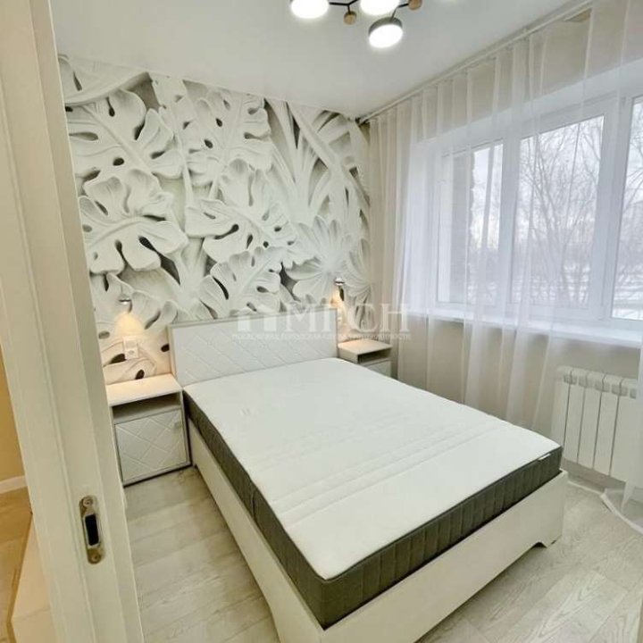 Продаётся однокомнатная квартира у м.Люблино. Москва, 43-й квартал, улица Перерва, 55
