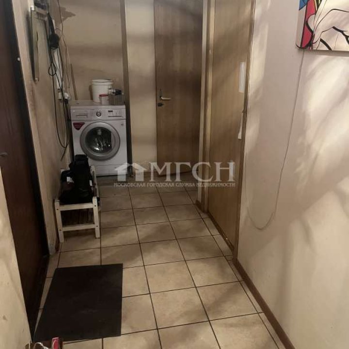 Продаётся трёхкомнатная квартира у м.Шипиловская. Москва, ЮАО, район Зябликово, микрорайоны 11А и 11Б Орехова-Борисова, улица Мусы Джалиля, 17к2