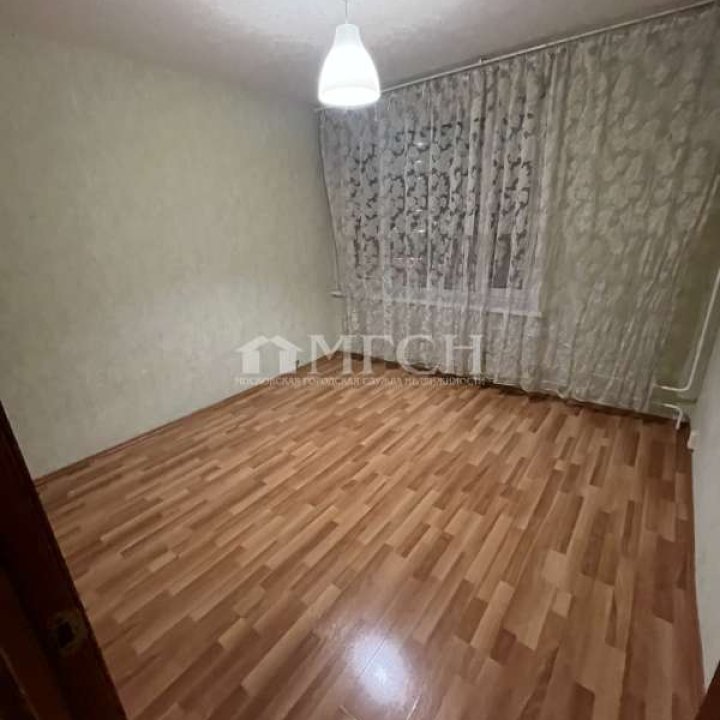 Продаётся трёхкомнатная квартира у м.Домодедовская. Москва, ЮАО, район Орехово-Борисово Южное, 5-й микрорайон, Домодедовская улица, 24к1