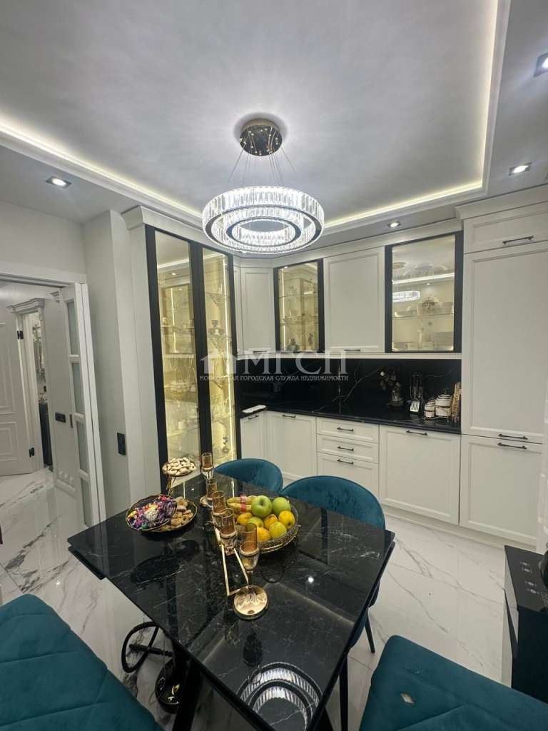 Продажа 3-комнатной квартиры у метро Люблино. Новороссийская улица, 27