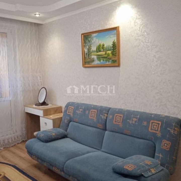 Продаётся трёхкомнатная квартира у м.Красный Строитель. Москва, ЮАО, район Чертаново Южное, 26-й микрорайон, Дорожная улица, 32