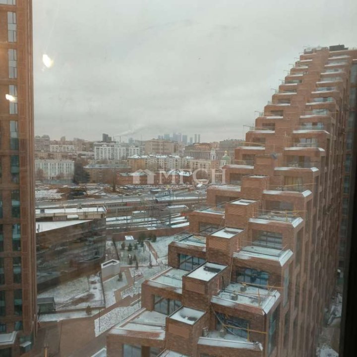 Продаётся двухкомнатная квартира у м.Павелецкая. Москва, ЖК Хай Лайф, Летниковская улица, 11к1