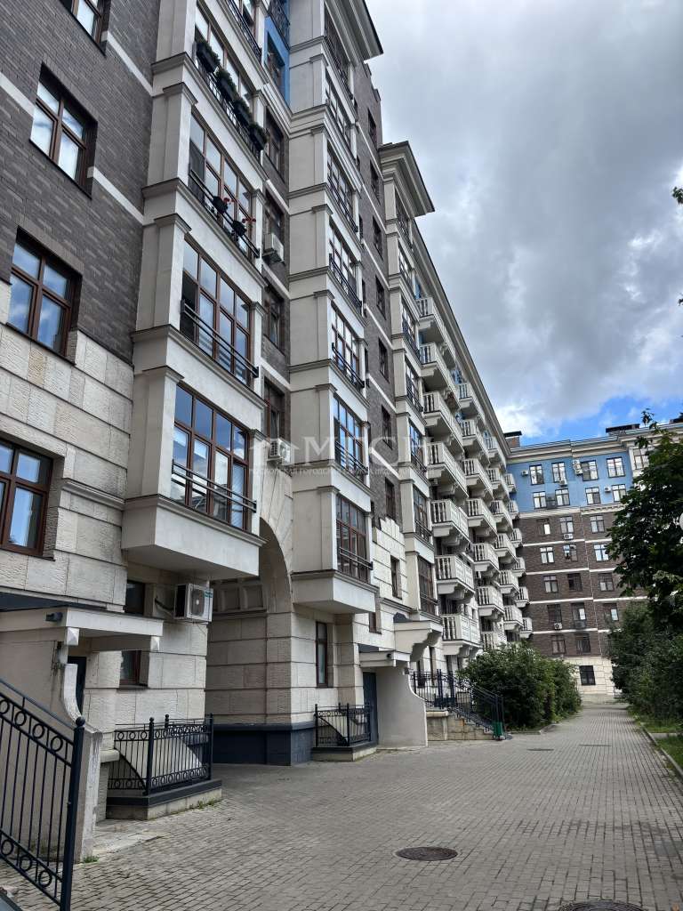 Продажа 1-комнатной квартиры в Подмосковье (Красногорск). Улица Пришвина, 5