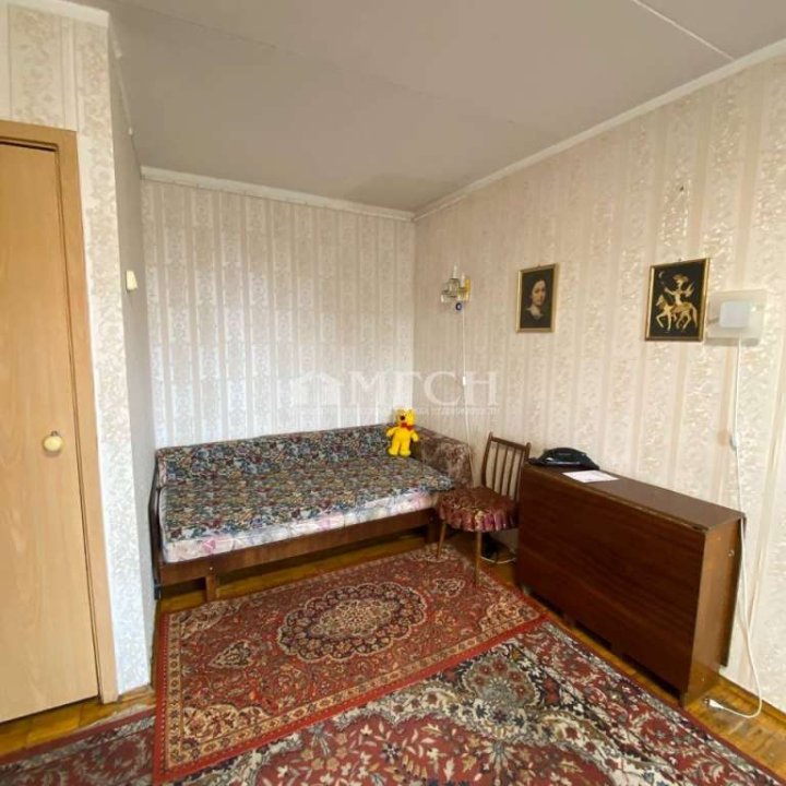 Продаётся двухкомнатная квартира у м.Новохохловская. Москва, ЮВАО, 80-й квартал Хохловки, Нижегородская улица, 84