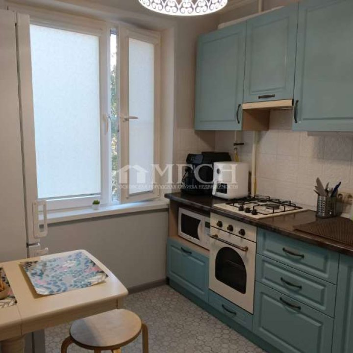 Продаётся двухкомнатная квартира у м.Коломенская. Москва, ЮАО, 2-й квартал Нагатина, Нагатинская набережная, 18