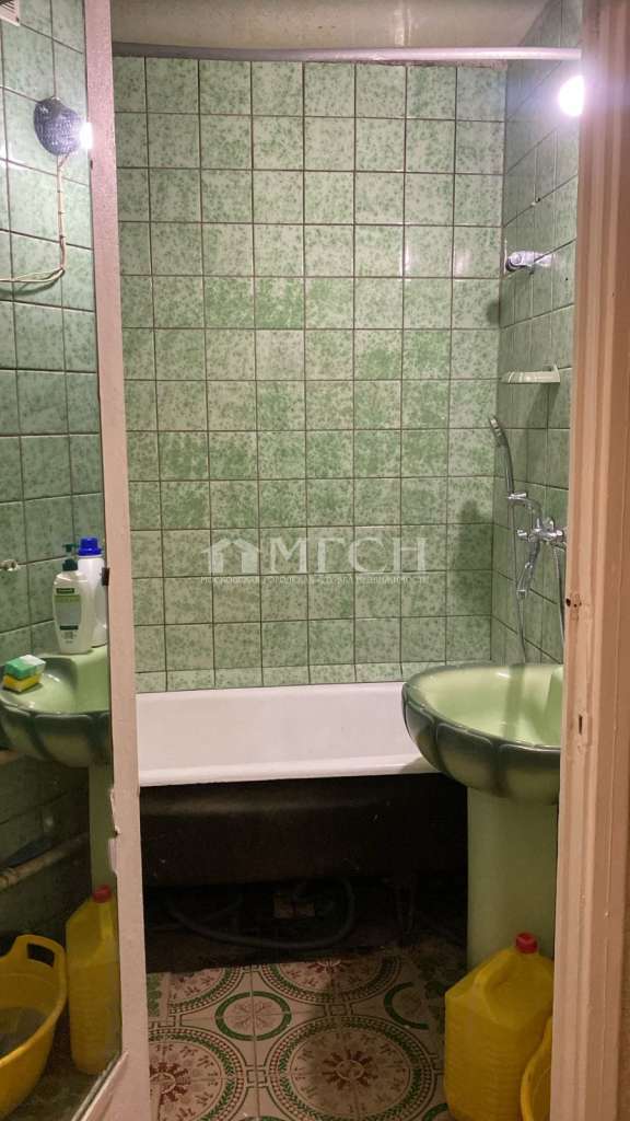 Продажа 4-комнатной квартиры у метро Домодедовская. Ореховый бульвар, 18