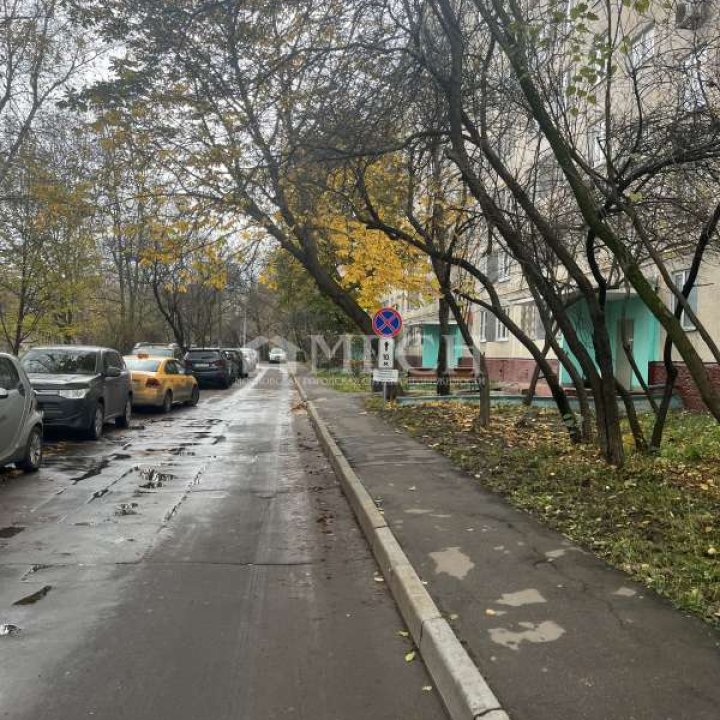 Продаётся однокомнатная квартира у м.Покровское. Москва, ЮАО, район Бирюлёво Западное, микрорайон 2А, Востряковский проезд, 5к1