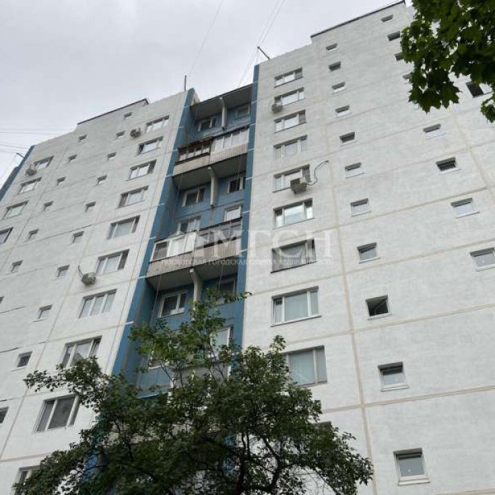 Продаётся двухкомнатная квартира у м.Кленовый бульвар. Москва, ЮАО, 17-й квартал Нагатина, Коломенская улица, 15к1