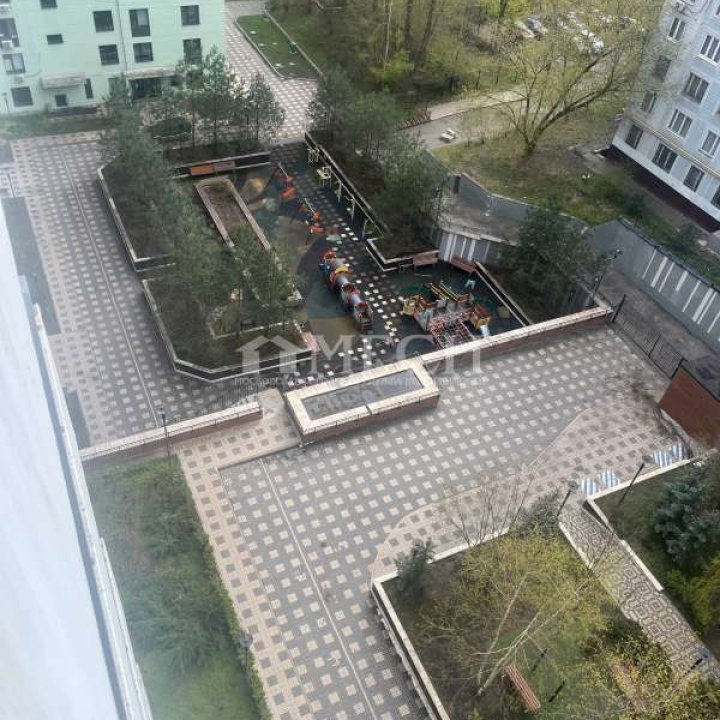 Продаётся двухкомнатная квартира у м.Народное Ополчение. Москва, СЗАО, ЖК Веллтон Парк, улица Народного Ополчения, 3