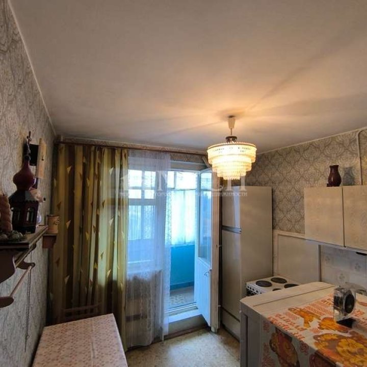 Продаётся однокомнатная квартира у м.Шипиловская. Москва, ЮАО, микрорайоны 7В и 7Г, Борисовский проезд, 17к1