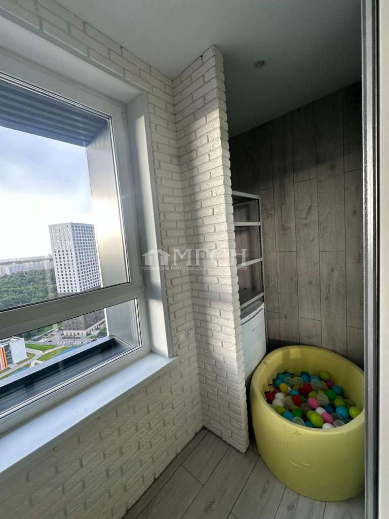 Продажа 3-комнатной квартиры у метро Улица Скобелевская. Улица Поляны, 5