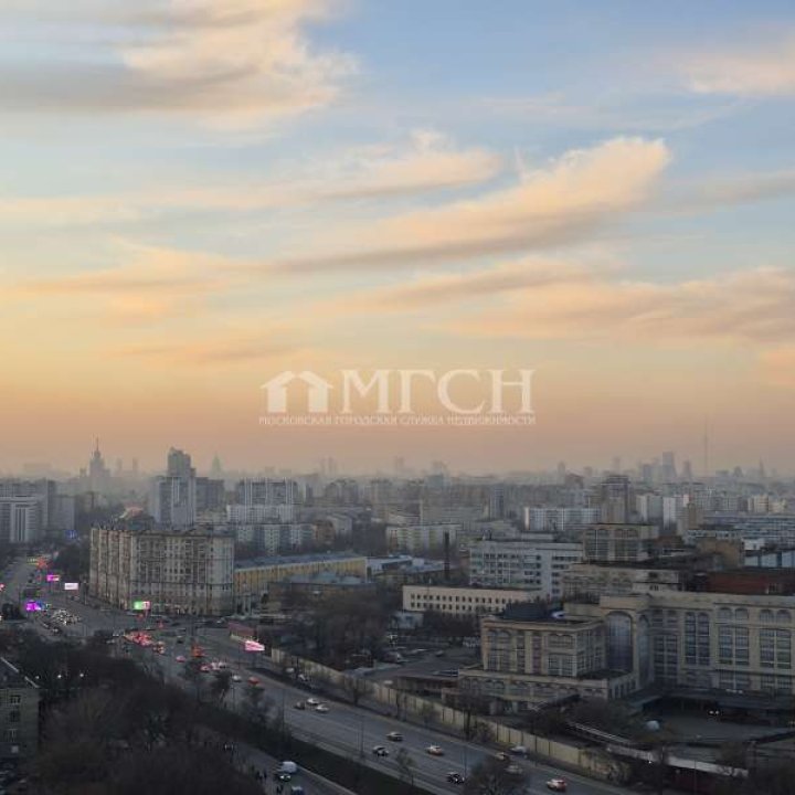 Продаётся двухкомнатная квартира у м.Дубровка. Москва, ЖК Хайвэй, Новоостаповская улица, 20