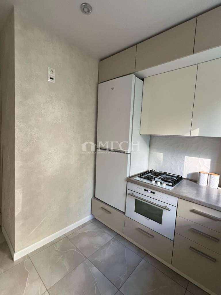 Продажа 2-комнатной квартиры у метро Беляево. Улица Миклухо-Маклая, 39к1