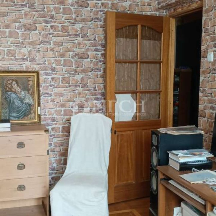 Продаётся трёхкомнатная квартира у м.Крылатское. Москва, ЗАО, район Крылатское, улица Крылатские Холмы, 35к1