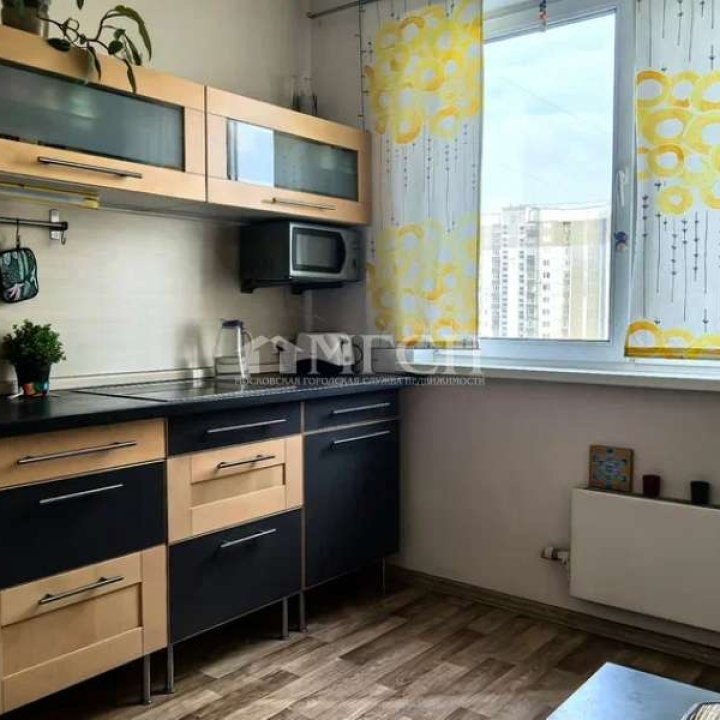 Продаётся двухкомнатная квартира у м.Братиславская. Москва, ЮВАО, квартал 42Б, улица Перерва, 31